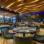 Hotel Sante 4*