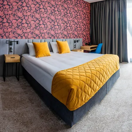 Sante Hotel