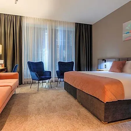 Hotel Sante 4*