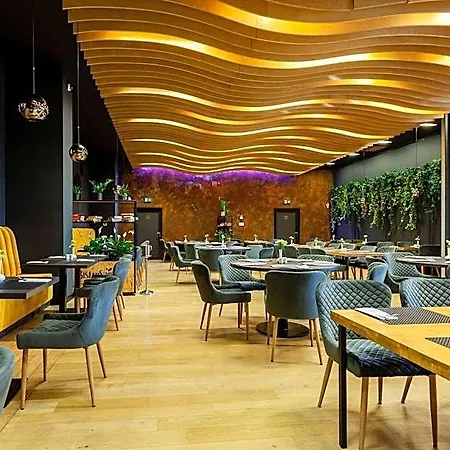 Hotel Sante 4*