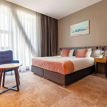 Hotel Sante 4*
